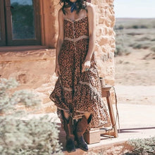 Load image into Gallery viewer, Bohemian Cat