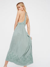 Load image into Gallery viewer, Flowing Freestyle