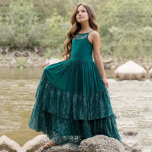 Load image into Gallery viewer, Gorgeous girl