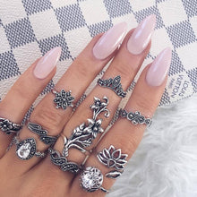 Load image into Gallery viewer, Her majesties I'm unique rings
