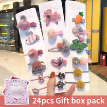 Load image into Gallery viewer, Bella's barrette bling