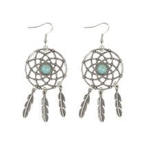 Load image into Gallery viewer, Her majesties chandelier Earrings
