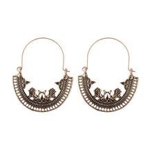 Load image into Gallery viewer, Her majesties chandelier Earrings

