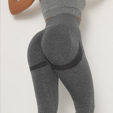 Load image into Gallery viewer, Nice round buns
