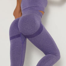 Load image into Gallery viewer, Nice round buns
